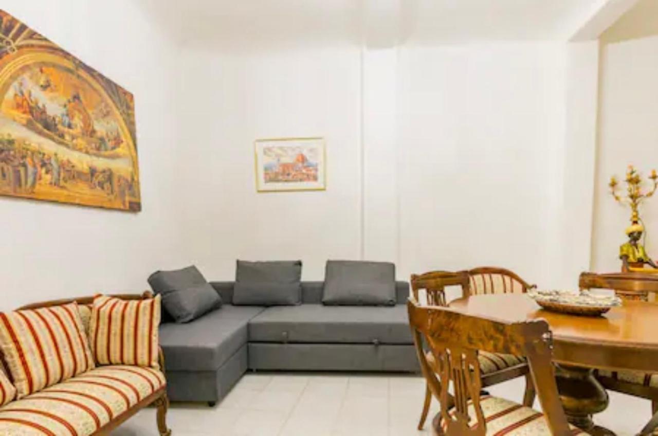 Central And Spacious Apartment Florenţa Exterior foto